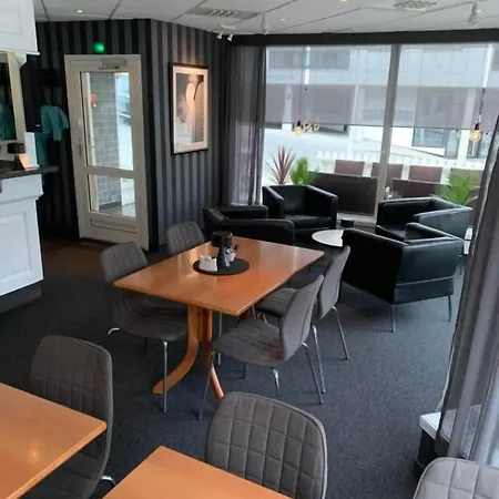 מלון Bodo Hotel 3*